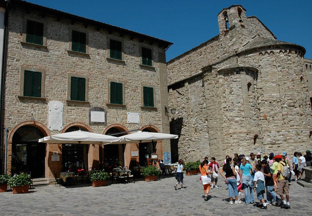 San Leo Albergo Diffuso Exterior photo